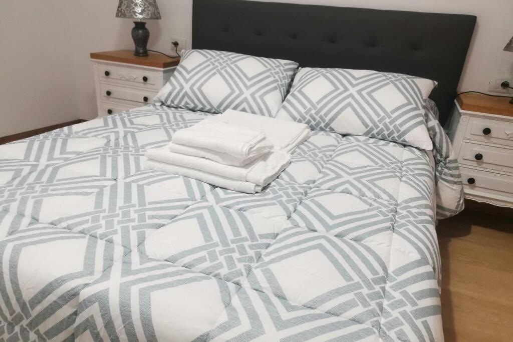 Apartamento Lalin Centro Ll Екстериор снимка